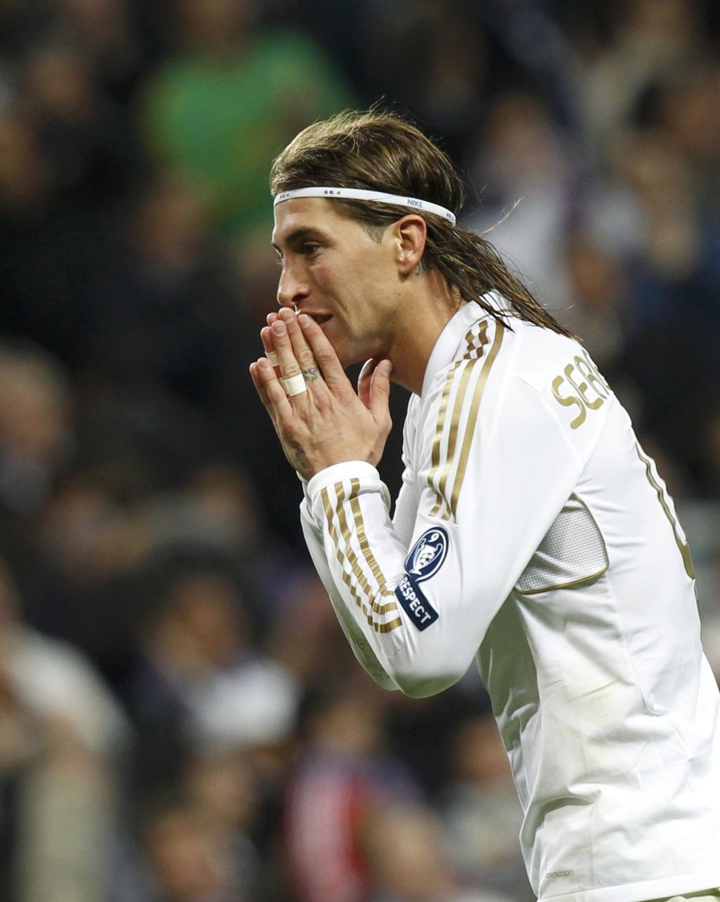 VIDEO: Kje je končala žoga, ki jo je Ramos brcnil med oblake?