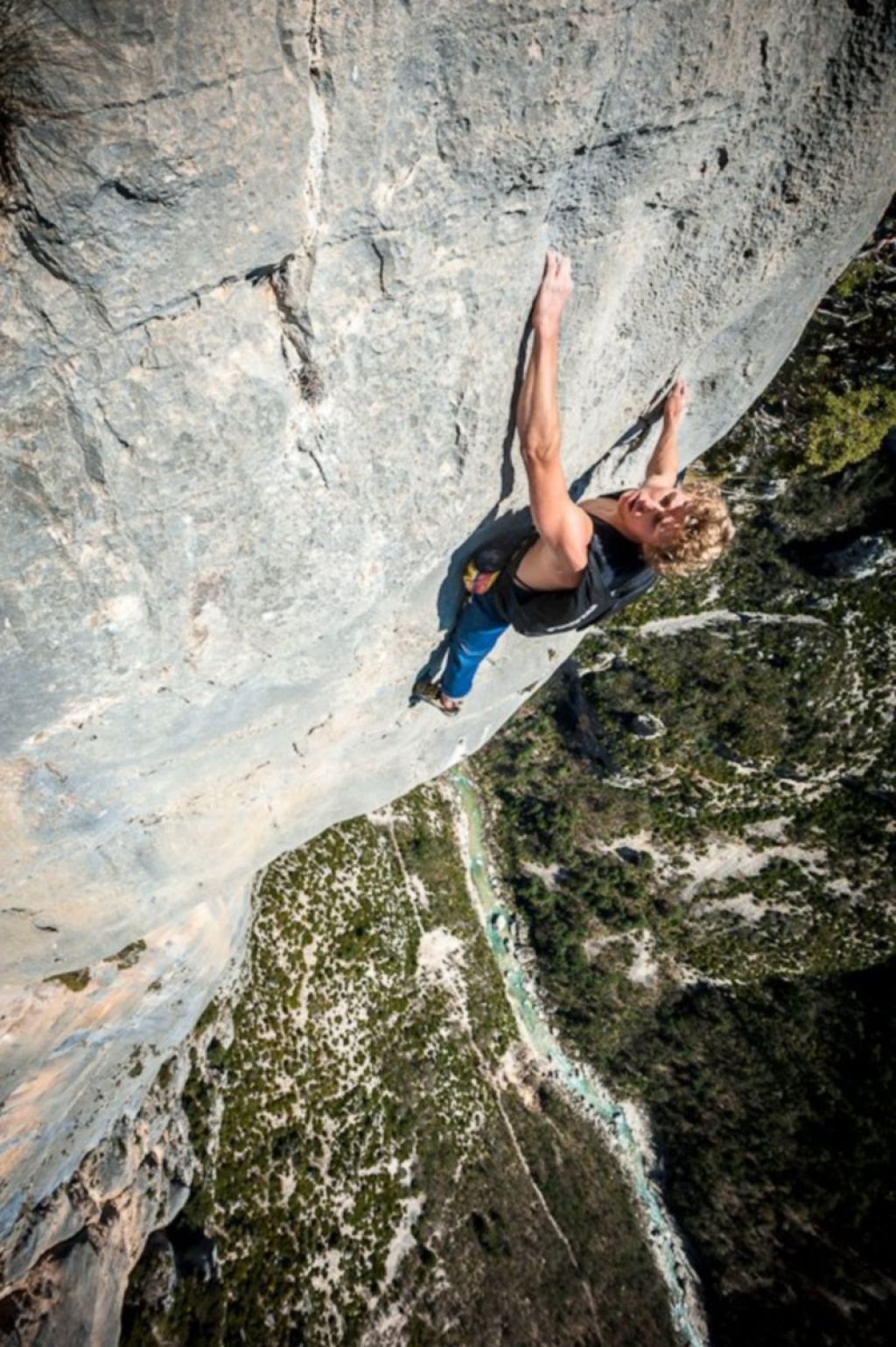FOTO: Plezalec splezal 150 metrov brez vrvi