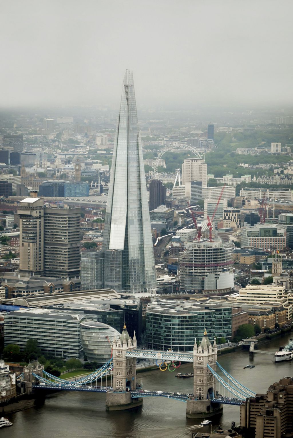 FOTO: Odprli najvišjo stolpnico v Evropi