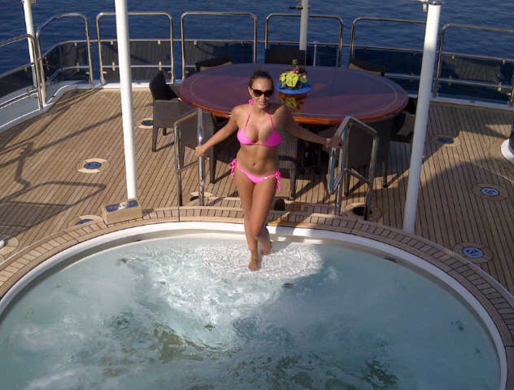Tamara Ecclestone uživa na hrvaških otokih