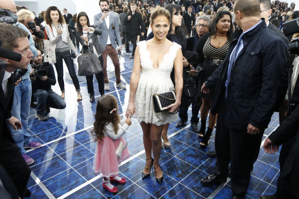 FOTO: Hčerki Jennifer Lopez ni mar za draga oblačila