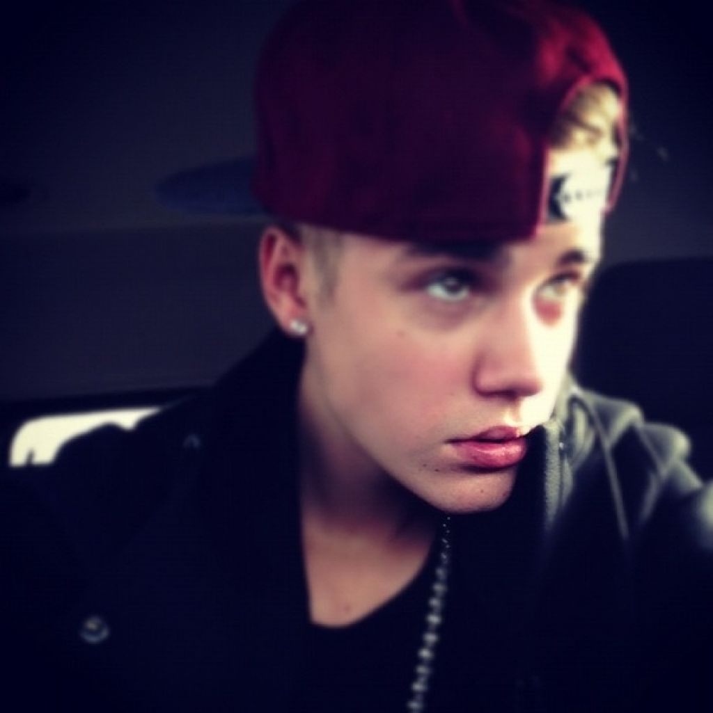FOTO: Razgaljeni Justin Bieber