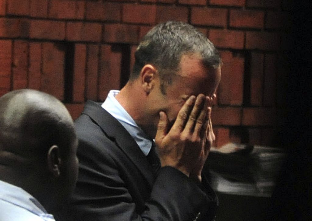 Grožnje: Oscarja Pistoriusa bodo v zaporu množično posilili
