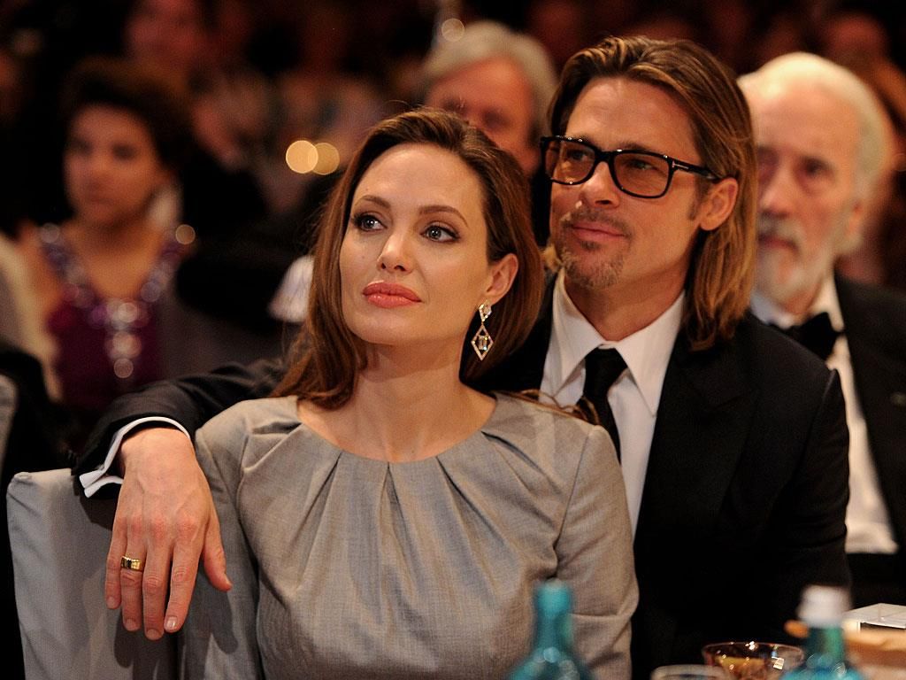 Angelina in Brad si  spet želita dojenčka