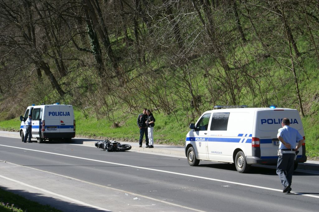 FOTO: Nesreča motorista v Gornji Radgoni