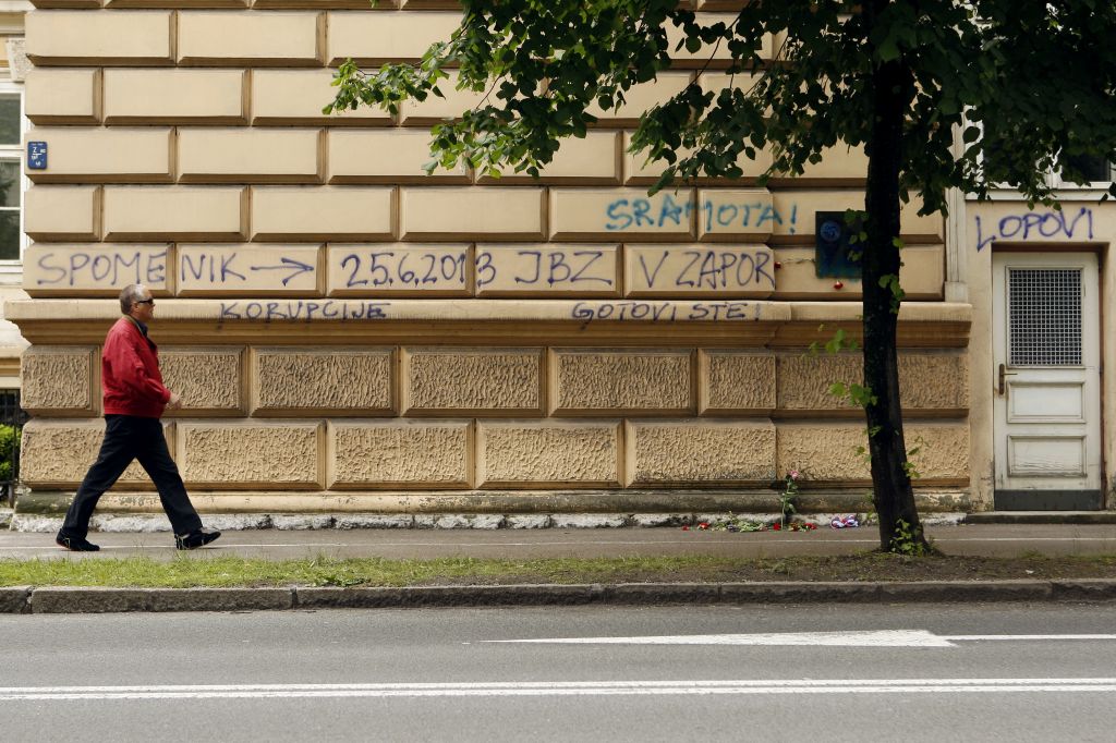 FOTO: Popacali obeležje JBTZ na Roški
