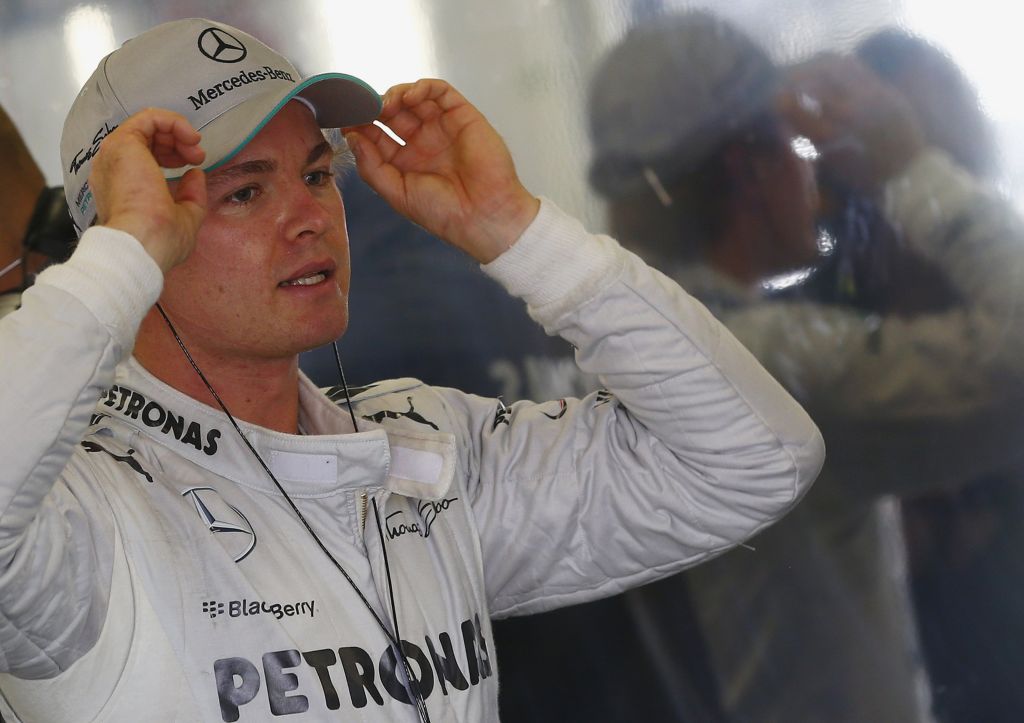 Trikraka zvezda ljubi poročenega Rosberga