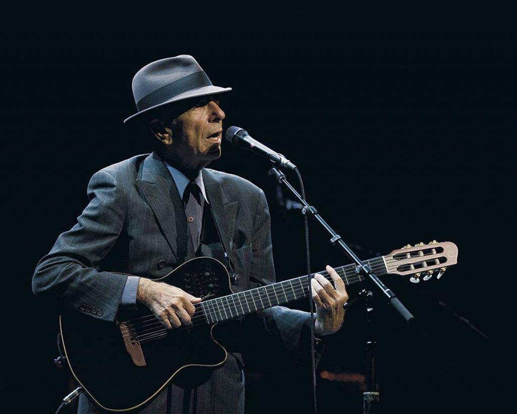 Leonardu Cohenu denar zapravila menedžerka