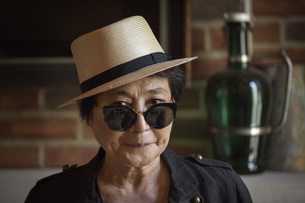 Yoko Ono gre v New York