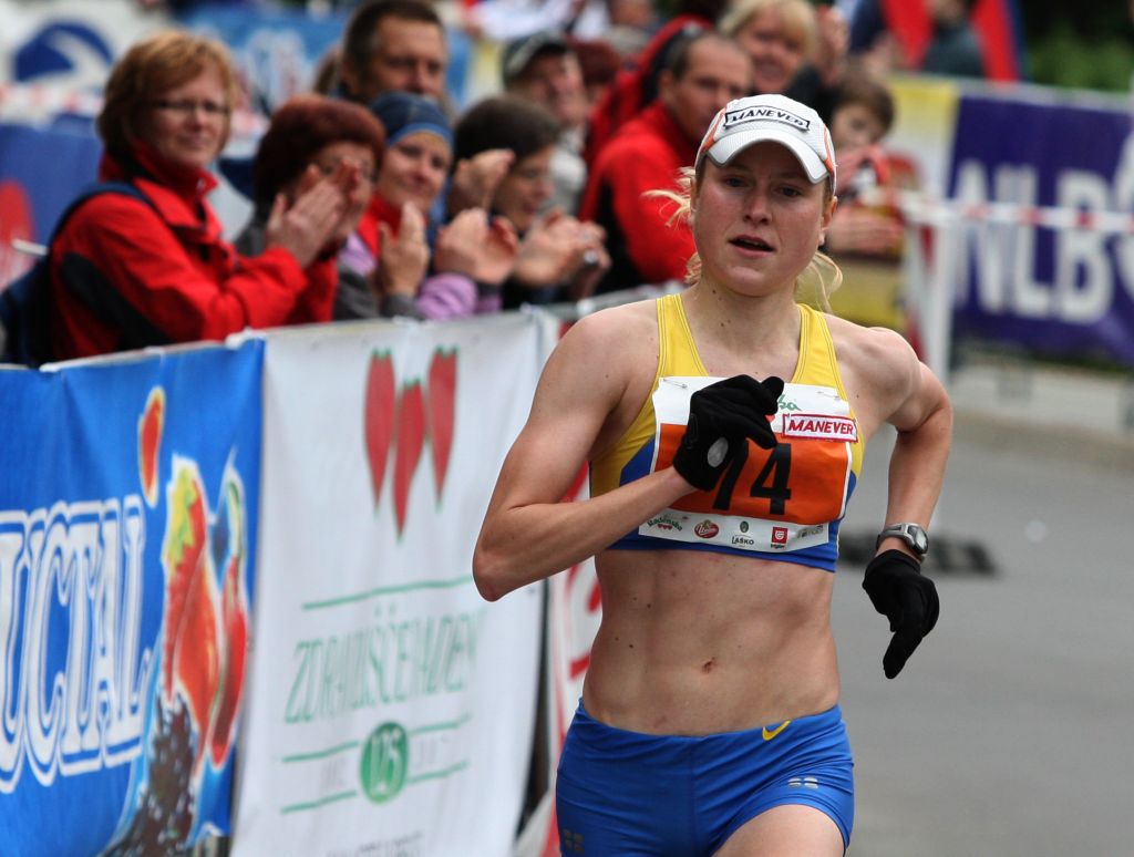 V maratonu zmagala Kenijka, Slovenka zadnja