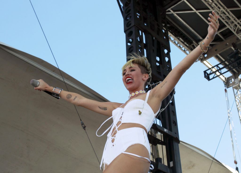 FOTO: Miley se spet razkazuje