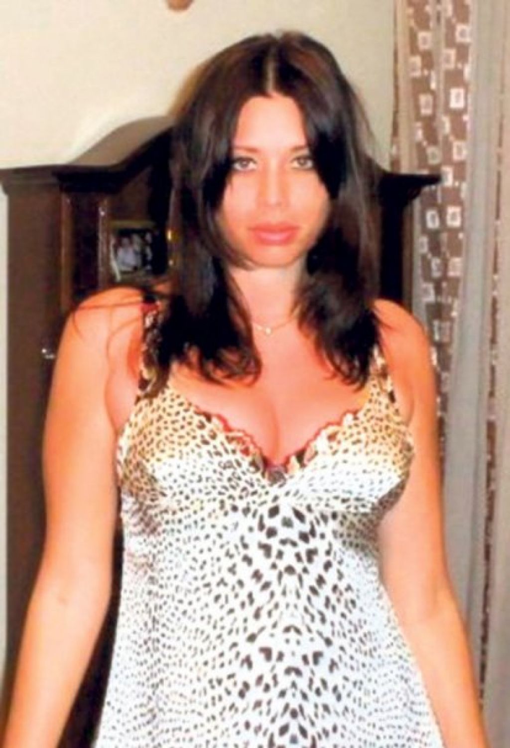 Irena, poslanka SNS, objavila seksi fotografije