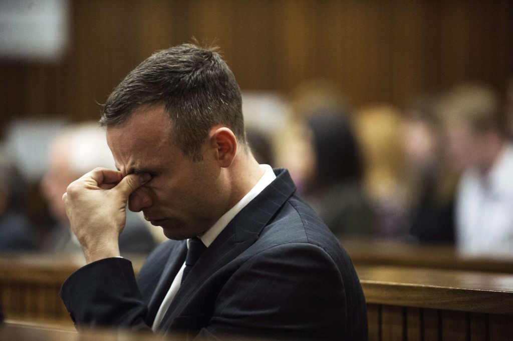 Pistorius obsojen, čaka ga vsaj 15 let zapora