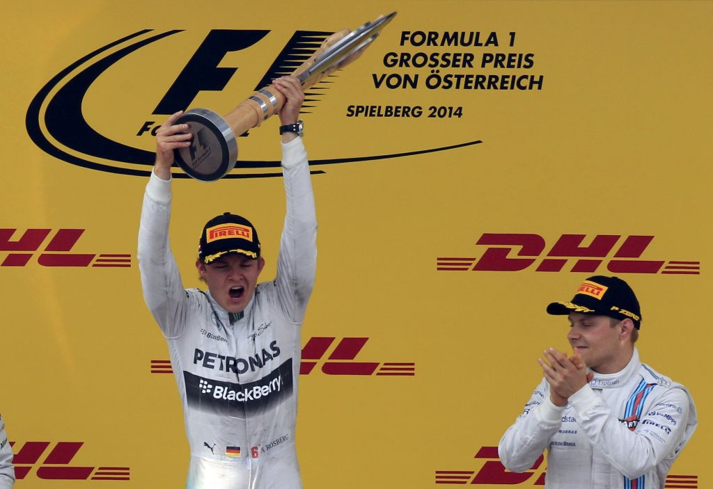 Rosberg v Spielbergu povečal prednost pred Hamiltonom