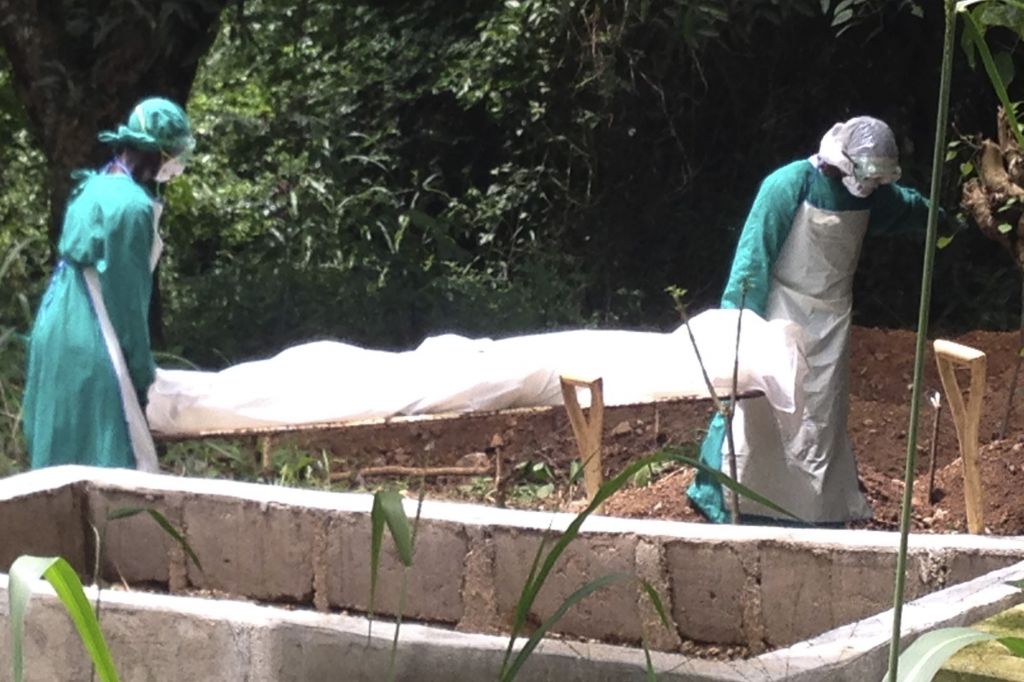FOTO: Smrtonosna ebola na pohodu: 759 okuženih, 467 mrtvih