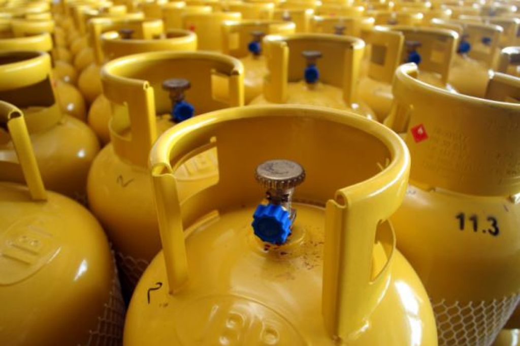 Nafta Petrochem: 111 delavcem razdelili odpovedi