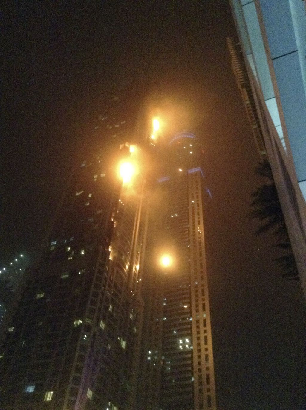 FOTO: Zagorelo je v najvišji stanovanjski stolpnici
