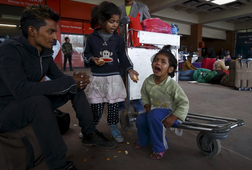 FOTO: Nepalski premier: Število mrtvih se lahko povzpne na 10.000