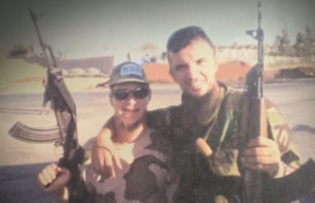 Slovencu, ki je novačil borce za IS, več kot tri leta zapora