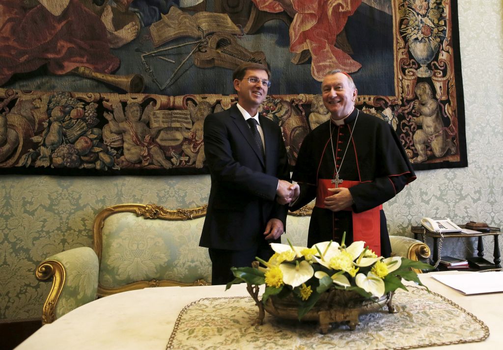 FOTO: Kaj je papež Frančišek podaril Miru Cerarju?