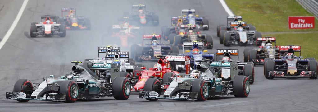 VIDEO: Mercedesov dvoboj tokrat Rosbergu, klavrn vikend za Alonsa in Räikkönena