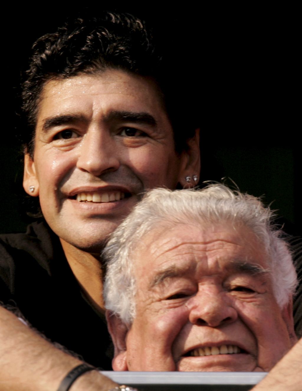 Maradona v solzah: Umrl je Diego Maradona