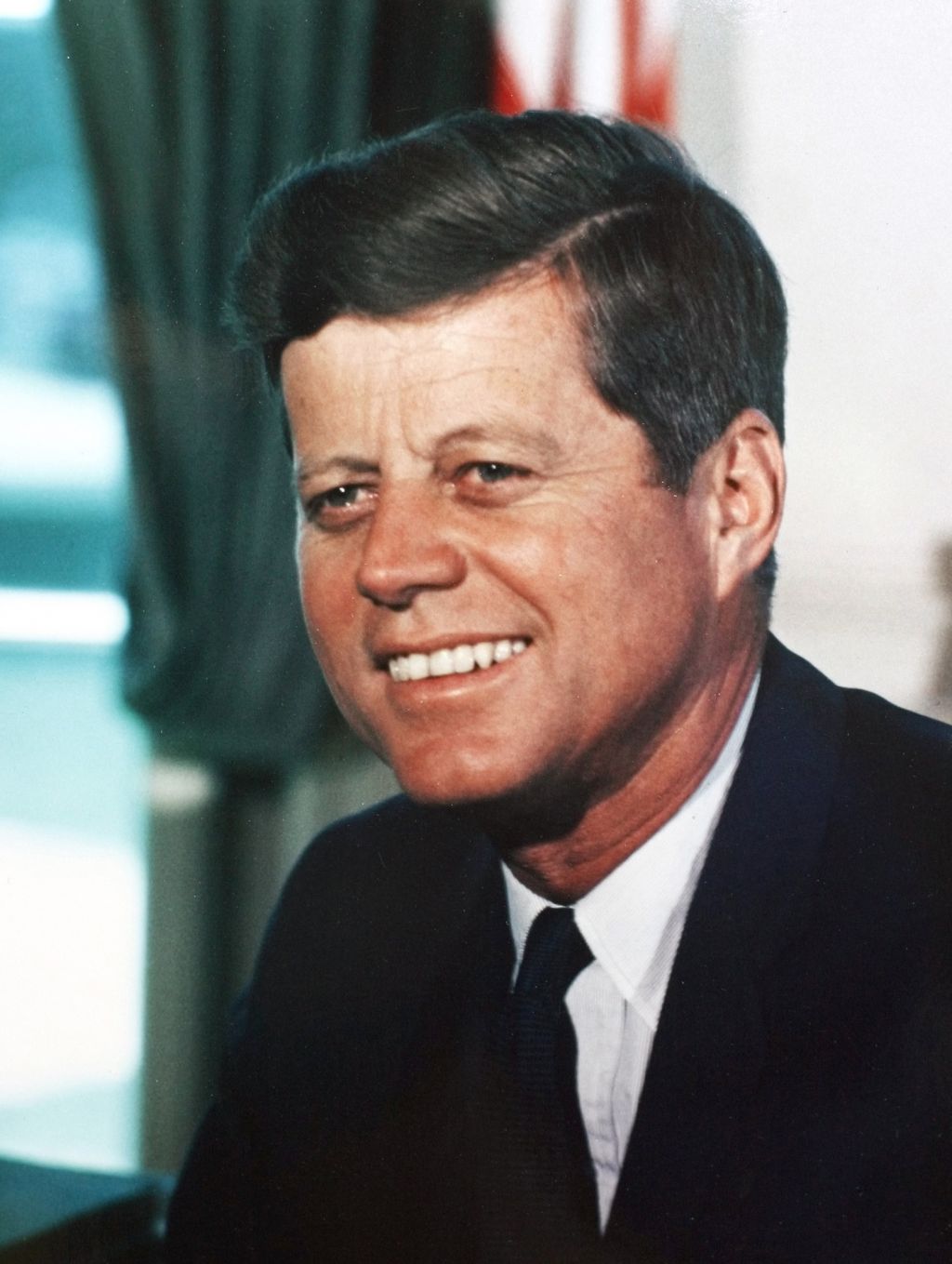 Je JFK živel v Beli  hiši kot bigamist?