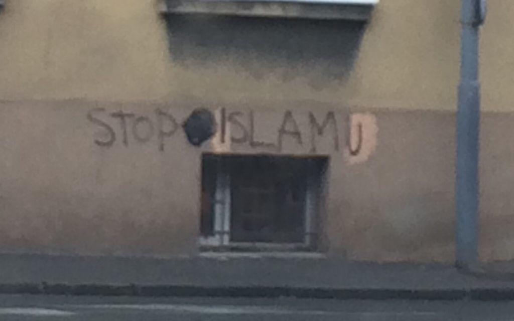 FOTO: Ljubljana: vzniknili protiislamistični grafiti