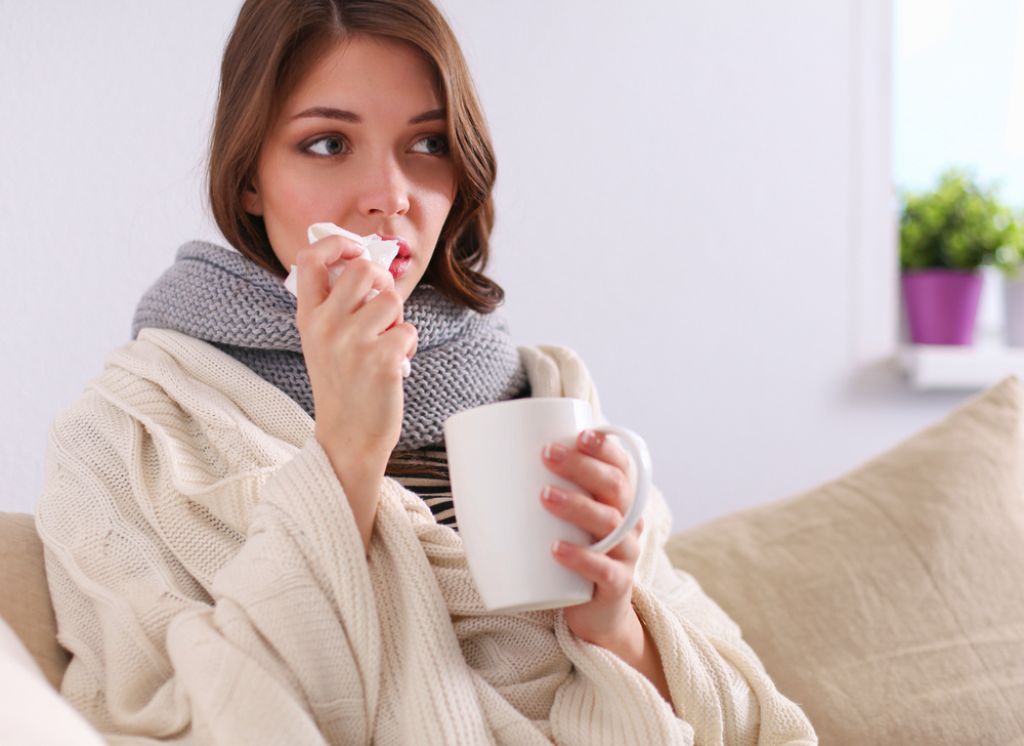 Kaj še poslabša gripo in prehlad