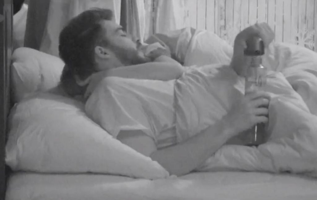 FOTO in VIDEO: Padel prvi seks v Big Brotherju