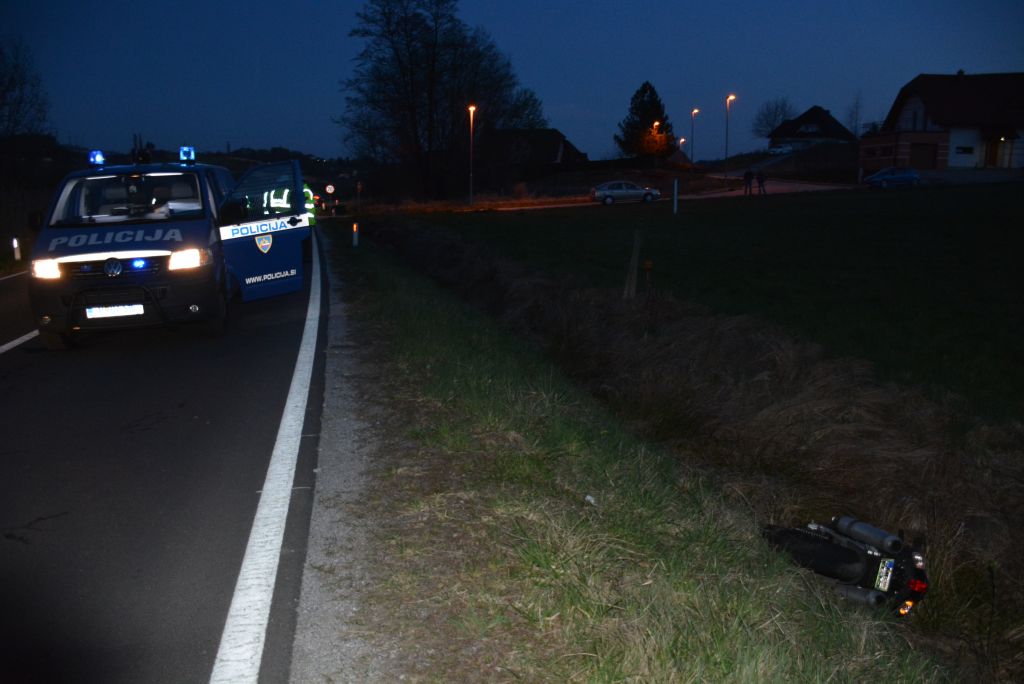 FOTO: Pri Pesnici umrl 41-letni motorist
