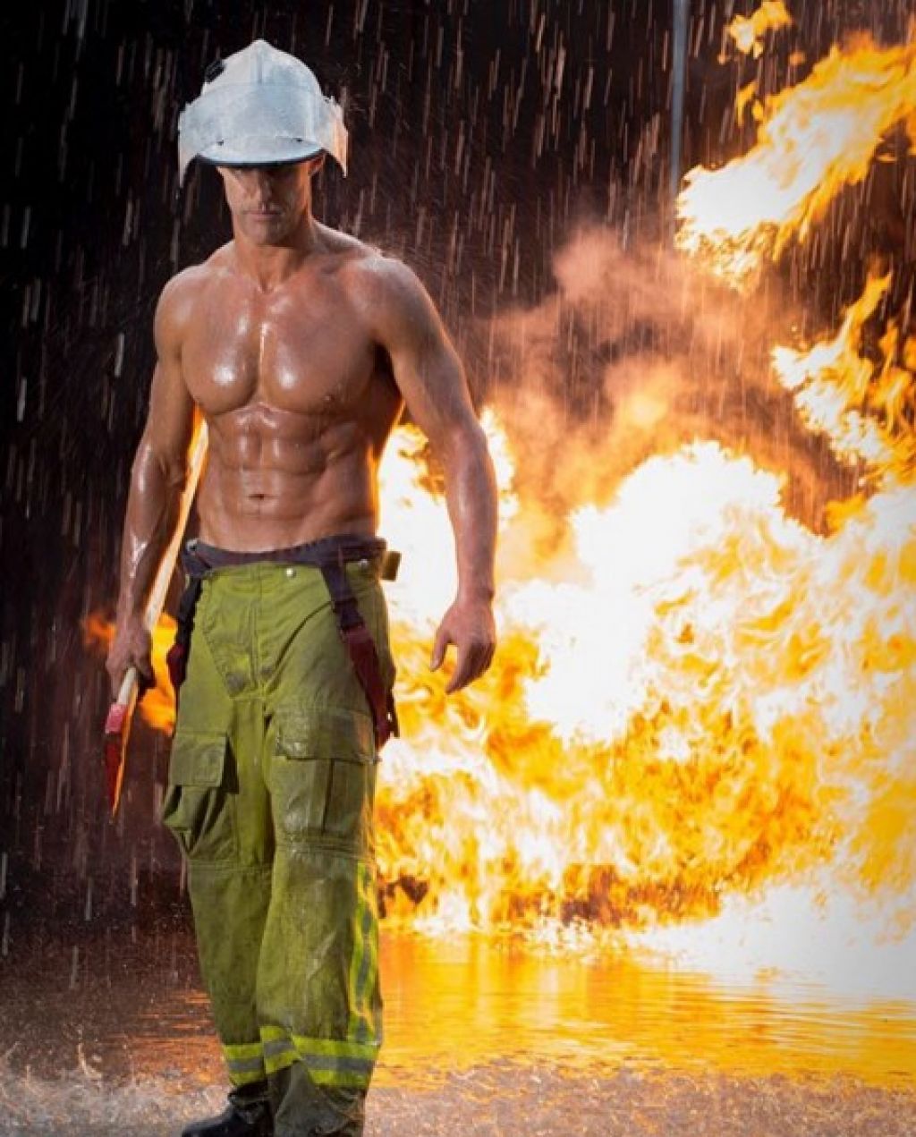 FOTO: Ob teh gasilcih vam bo zatrepetalo srce