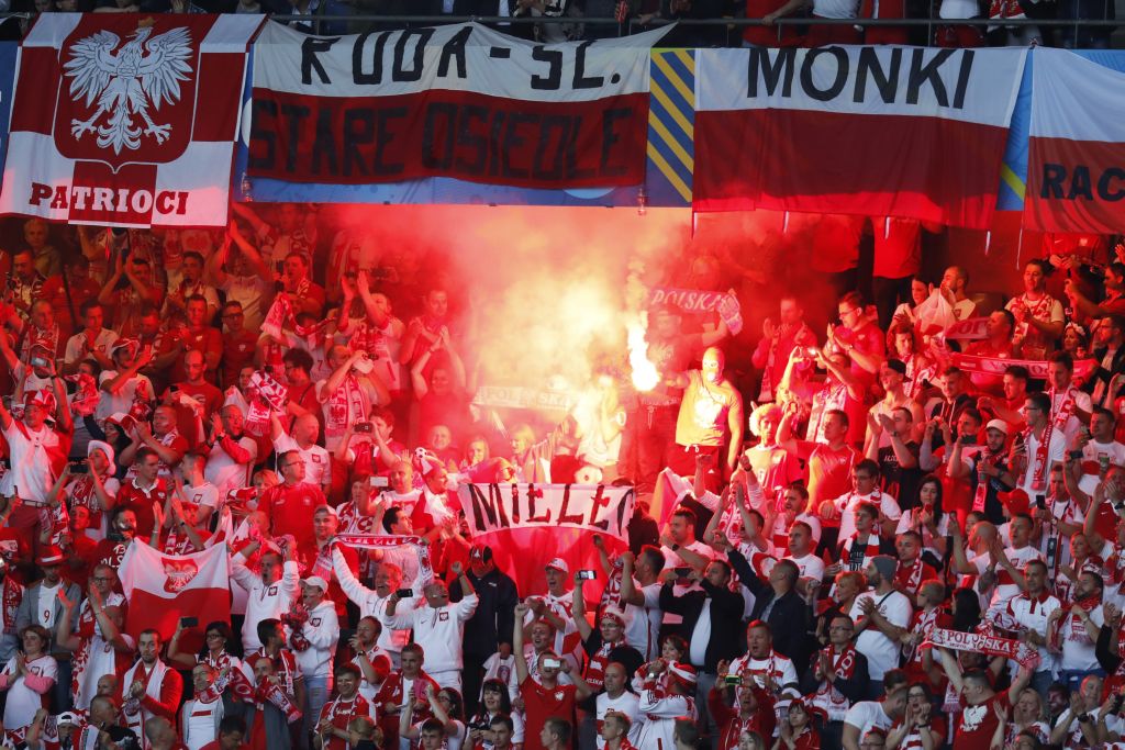 FOTO: Poljske navijačice poskrbele za vročico
