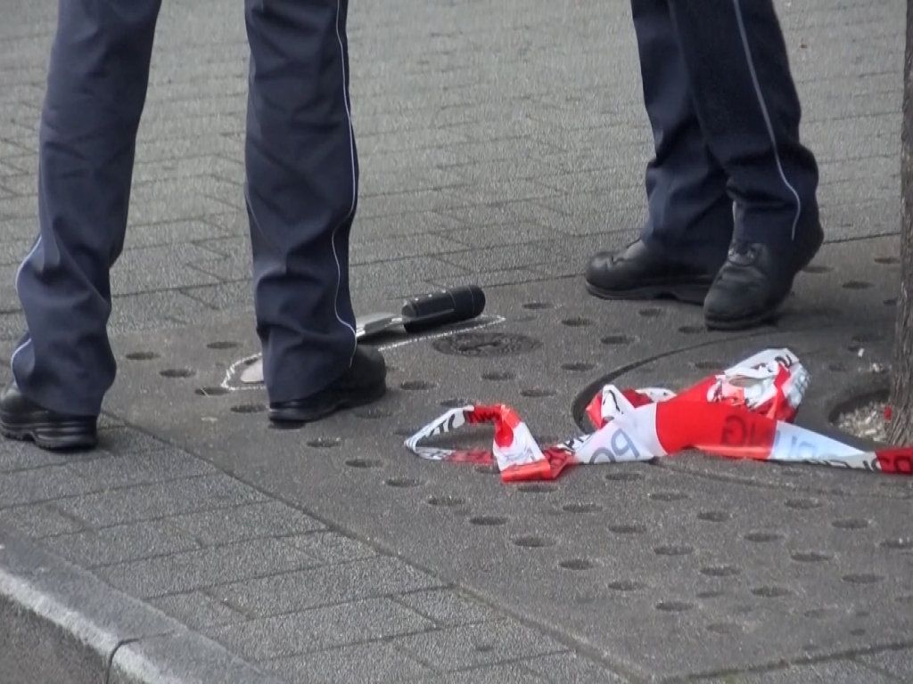 FOTO: Nova drama v Nemčiji: z mačeto ubil nosečnico