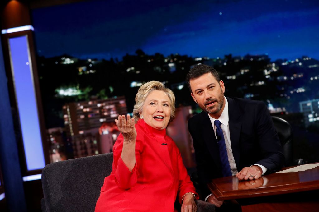 VIDEO: Ima Clintonova res nenadzorovane napade?