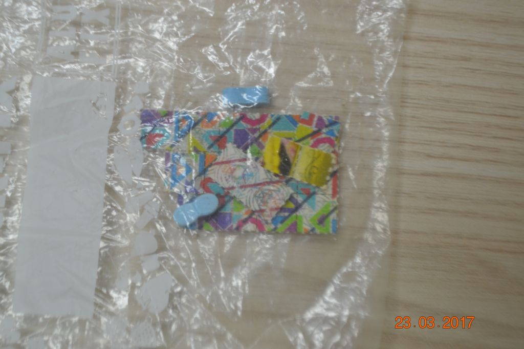 FOTO: Mama in sin gojila konopljo, našli tudi LSD in gobice