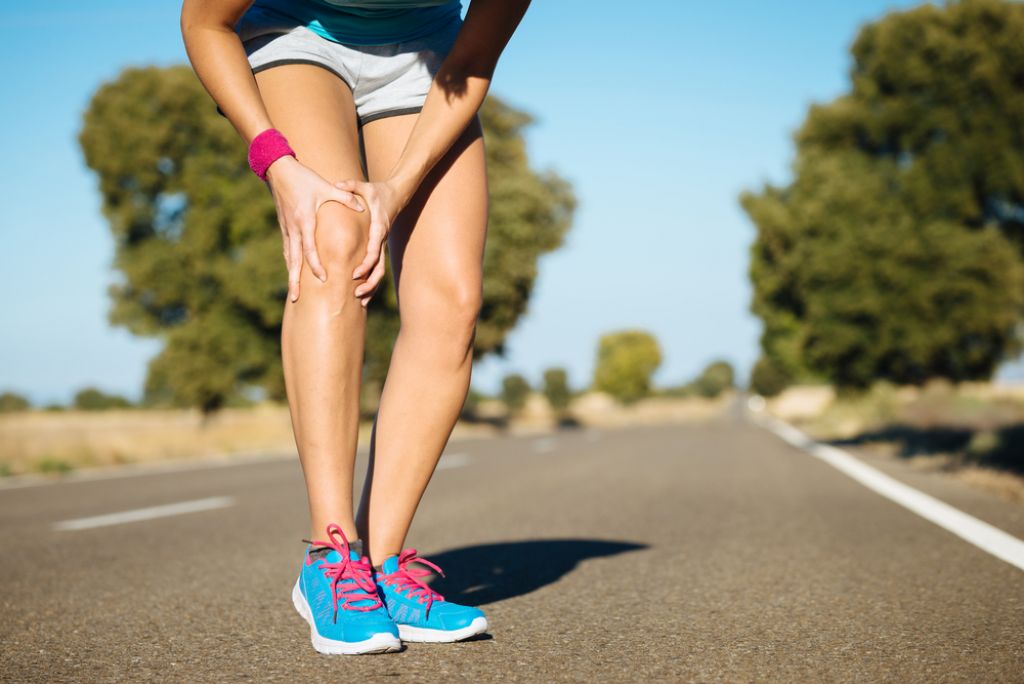 Pokanje v kolenih lahko znak artritisa