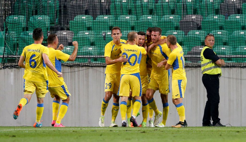 FOTO: Domžalski nogometaši zaslužijo aplavz, zmage proti Marseillu ni bilo 