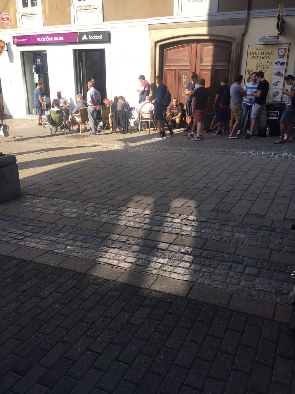 FOTO: Gneča, da te kap! Kaj se dogaja v Mariboru?