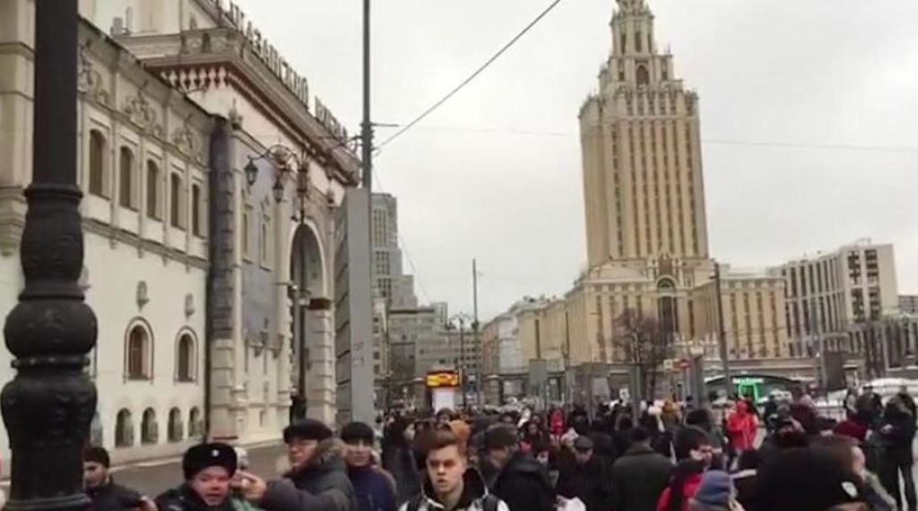 FOTO: Terorizem: v Moskvi evakuirali 20.000 ljudi