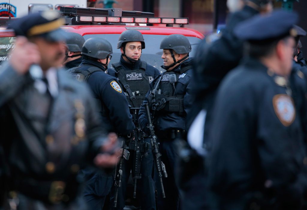 FOTO: Terorist v New Yorku imel na sebi doma izdelano bombo