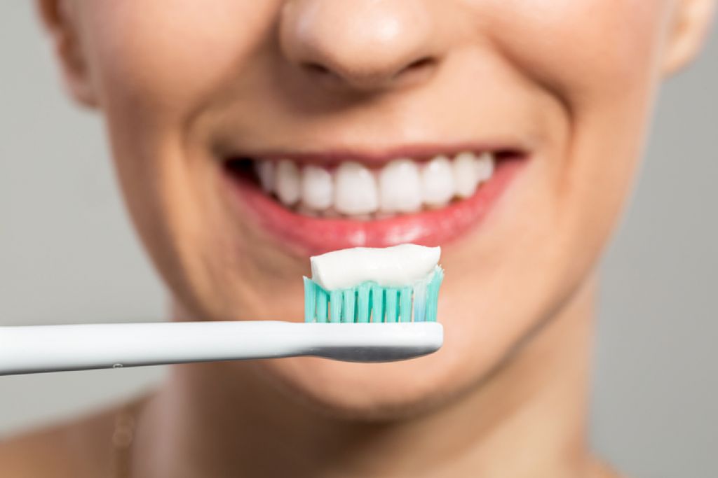 Površno umivanje zob povezano z resno boleznijo