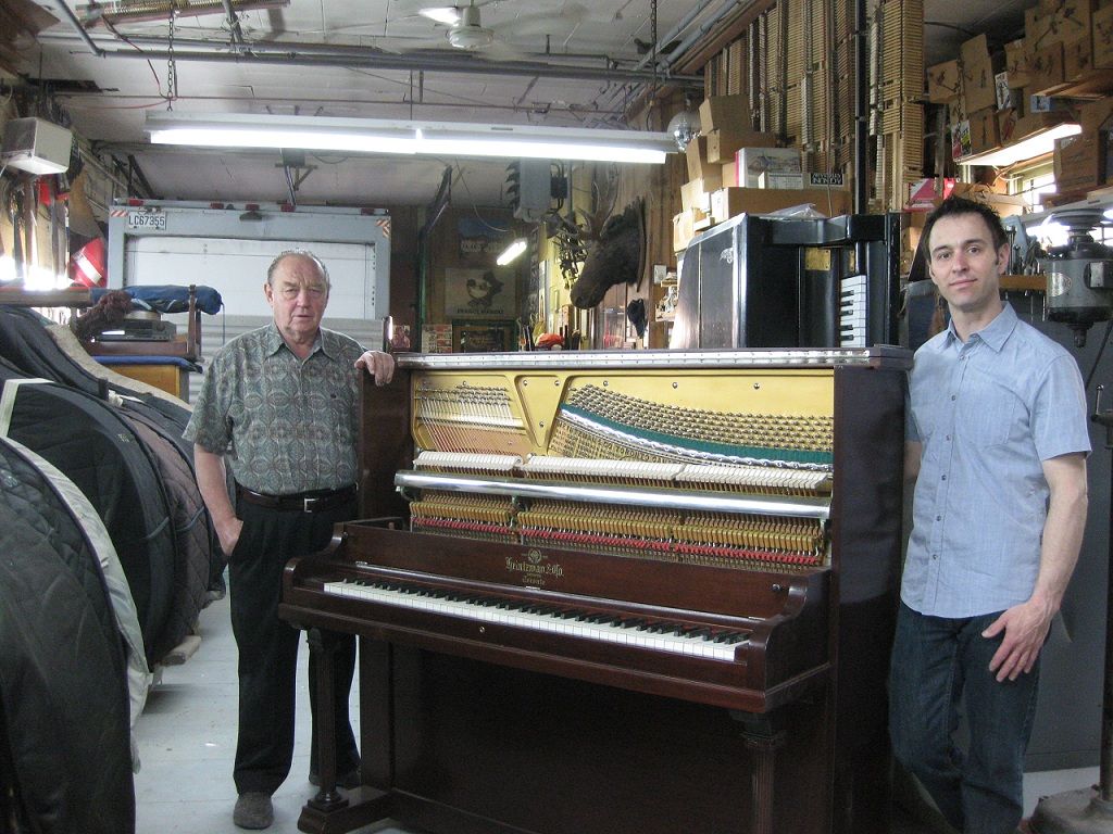 Slovenske roke  oživijo kanadske klavirje