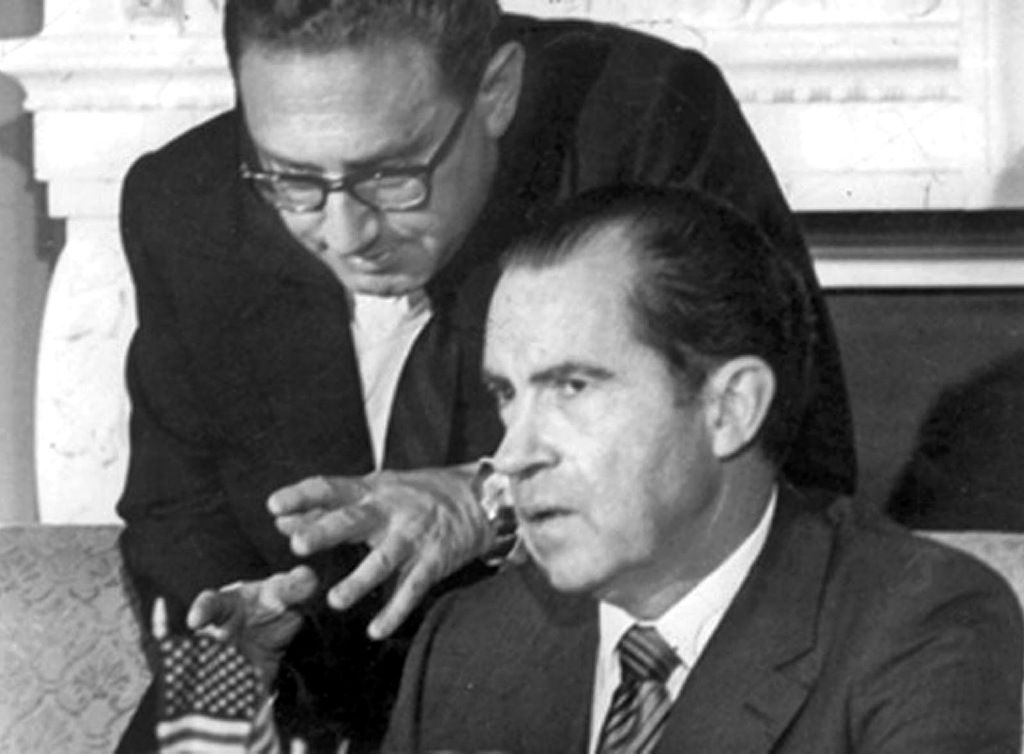 Henry Kissinger s cigaro proslavil 90. rojstni dan