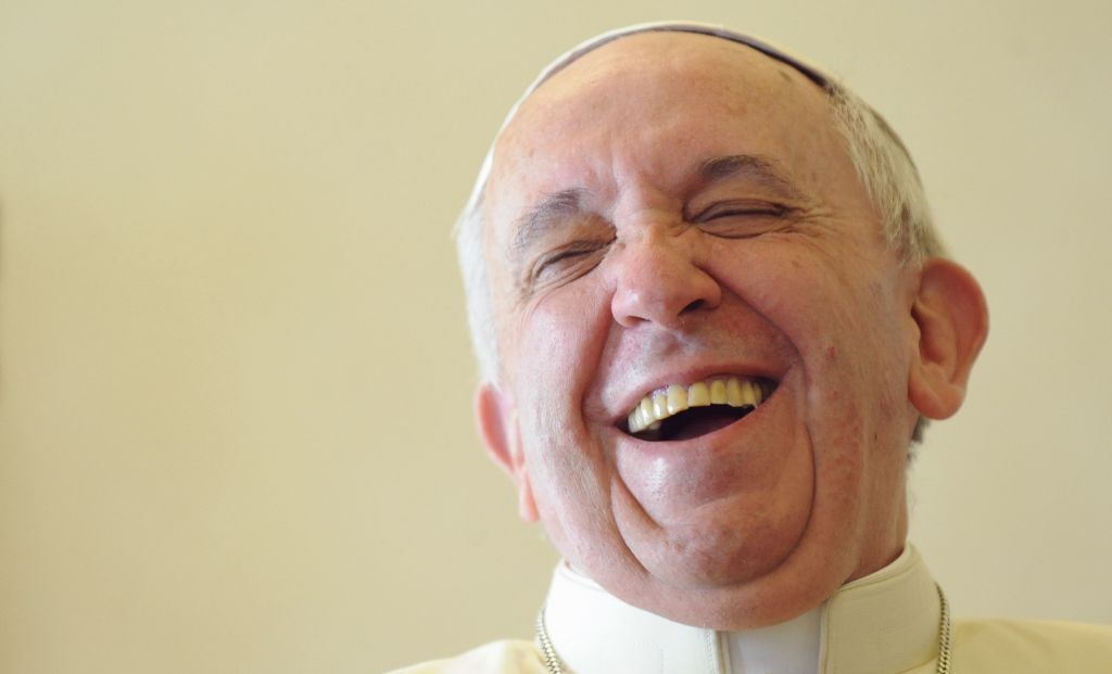 Priljubljeni papež podira rekorde