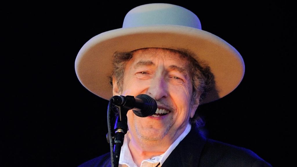 Rokopis Dylanove pesmi prodali za 1,5 milijona €