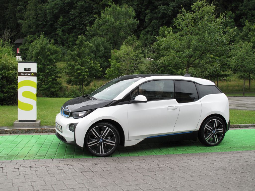 Na elektriko po BMW-jevo