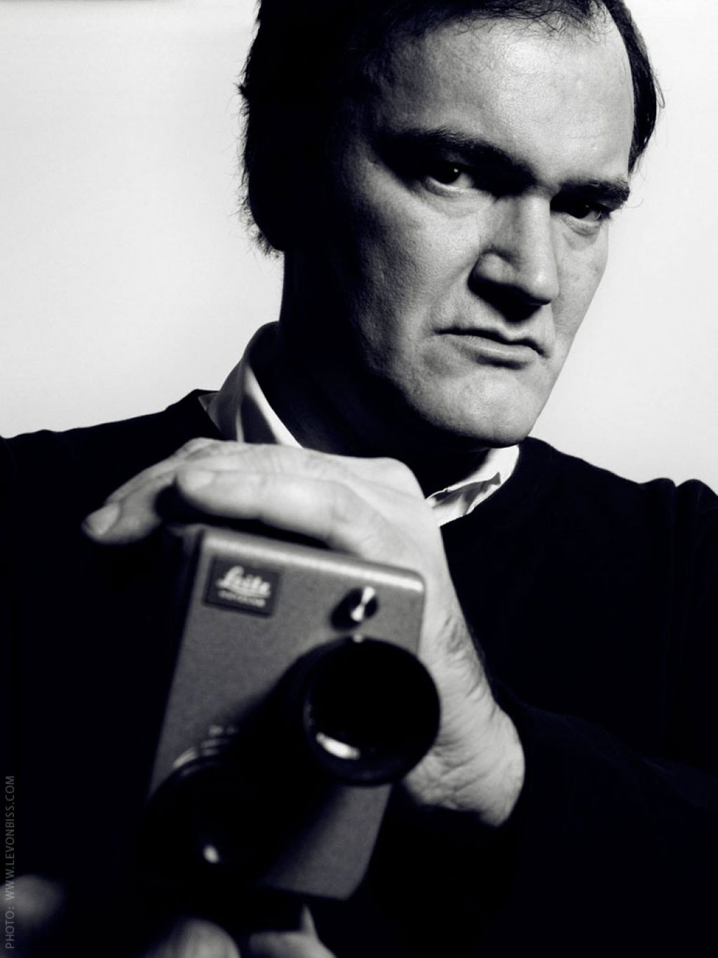 Legendarni Tarantino odhaja med pisatelje