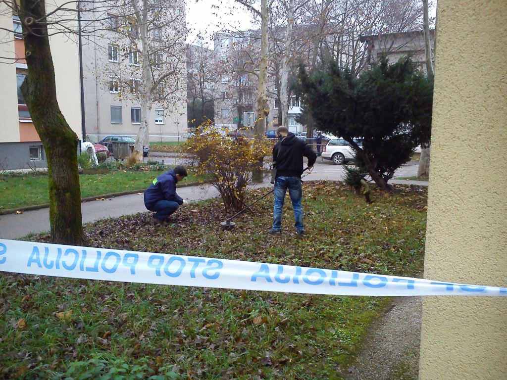 Po strelih sredi Ljubljane policisti lovili osumljence