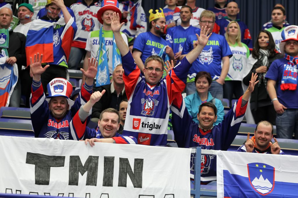 Slovenski navijači navdušili na Češkem